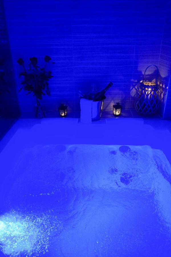 Nephele Luxury Suite Thessalonique Extérieur photo